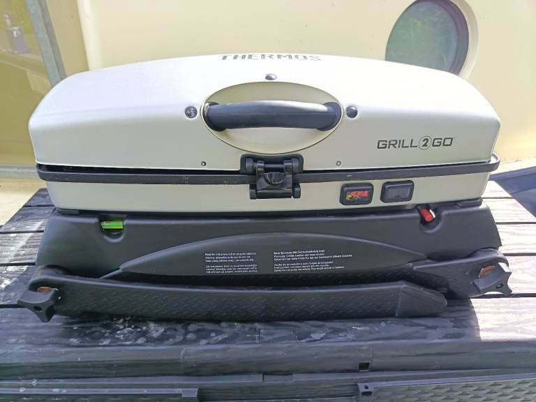Thermos Outdoor Grill 