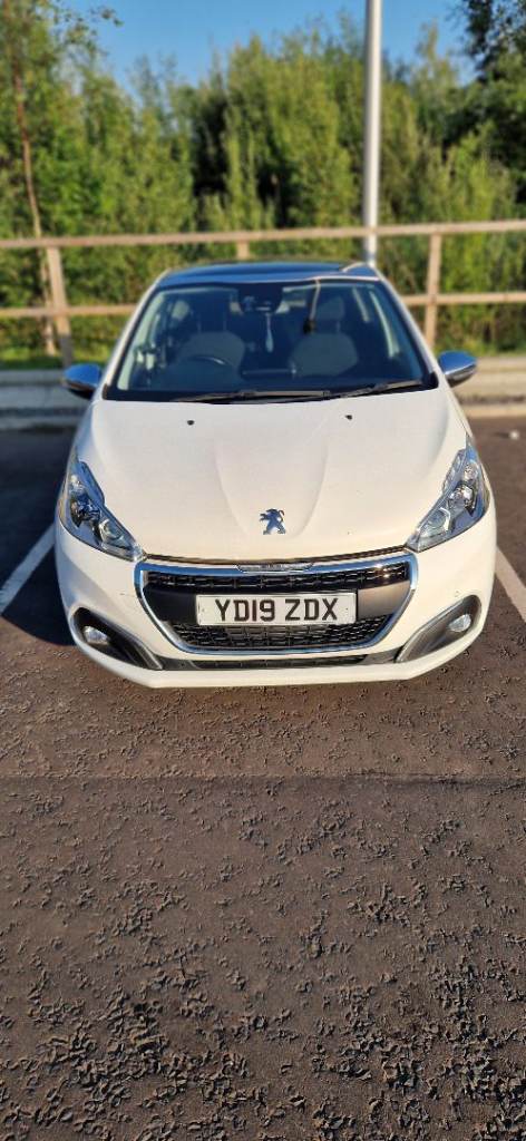 Peugeot, 208, Hatchback, 2019, Manual, 1199 (cc), 5 doors