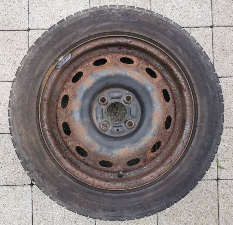 15" Wheels 185/60 R15 EverGreen DynaComfort DoT: 0720 with Rusty Steel Rims 54.1