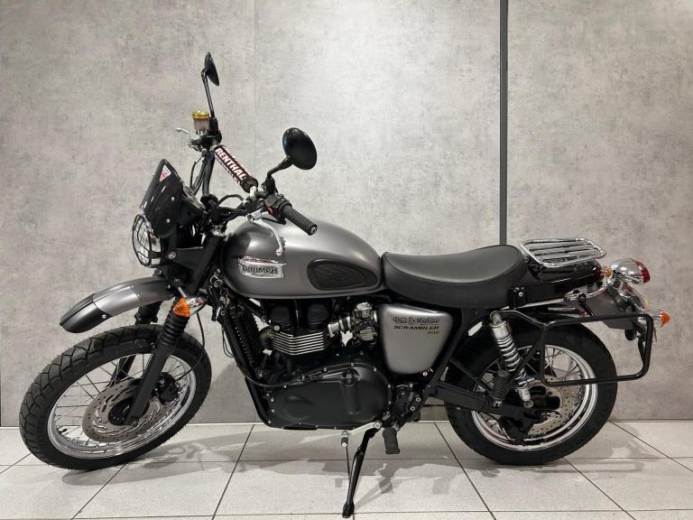 2013 Triumph Scrambler 900 - 11916 miles 