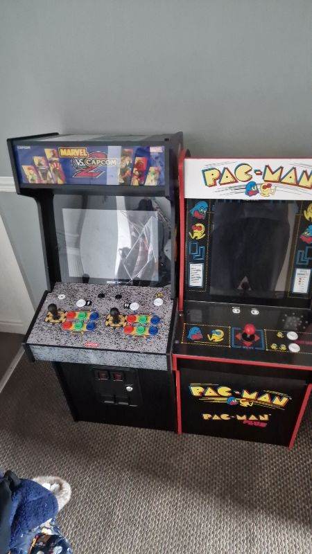 Pacman machine and marvel machine 