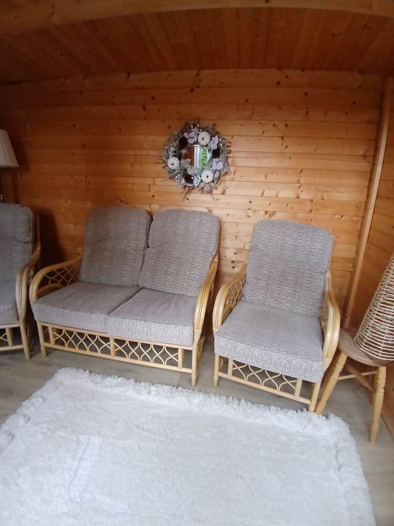 3 piece conservatory suite 