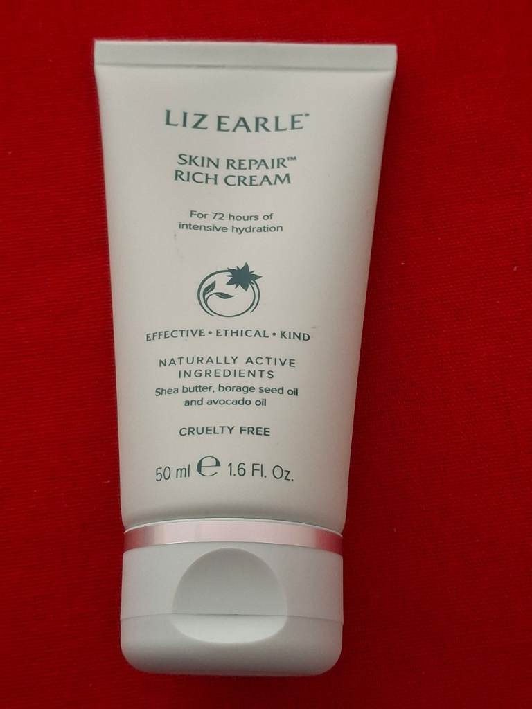 BRAND NEW AND UNOPENED LIZ EARLE SKIN REPAIR RICH HYDRATING CREAM 50ML 