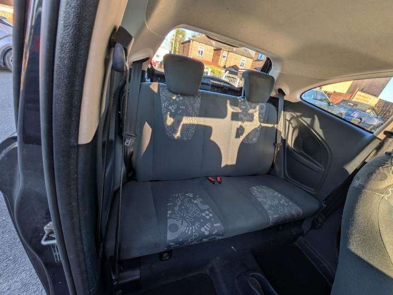 Ford, KA, Hatchback, 2011, Manual, 1242 (cc), 3 doors