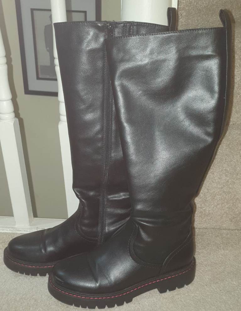 DEICHMANN Catwalk Black Flat Lined Knee High Boots Size 6 39