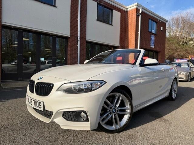 2015 BMW 2 Series 2015 15-Reg BMW 220i M Sport Auto Convertible.FULL RED LEATHER,SAT NAV!!! CONVE...
