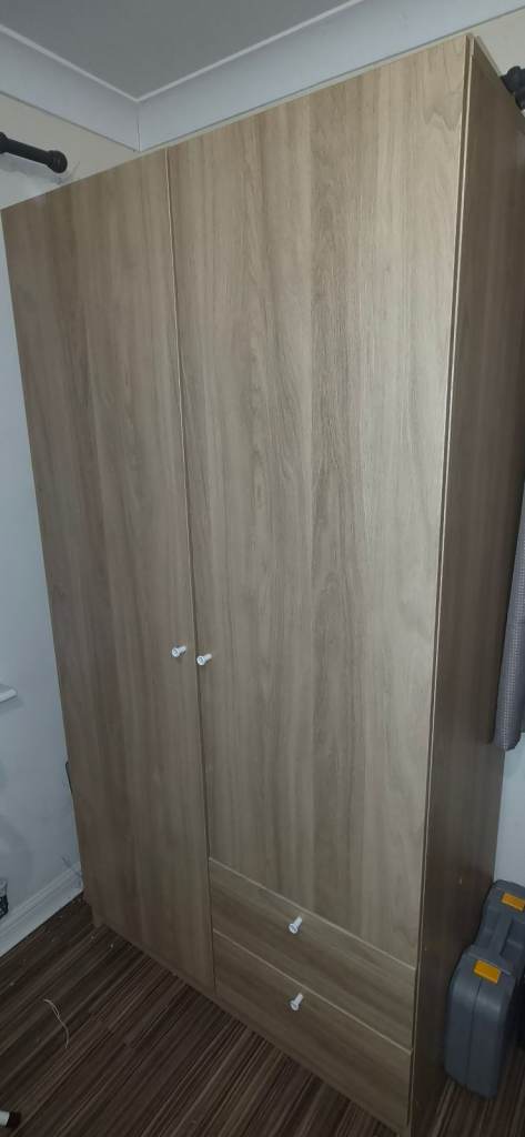 Ikea VILHATTEN Wardrobe with Two Doors and Drawers – Good Condition
