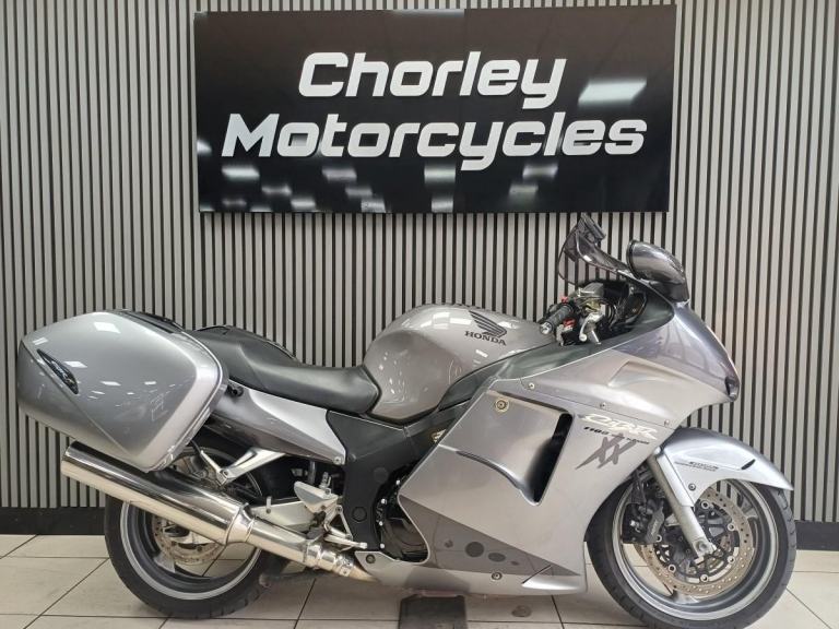 HONDA CBR1100 X BLACKBIRD   24906 MILES    07 REG    DELIVERY ARRANGED    PX