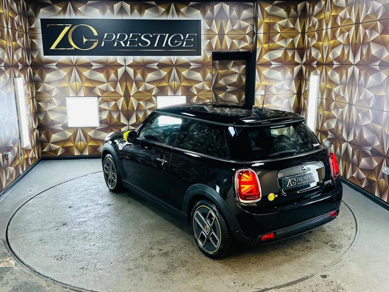 2020 MINI Electric Hatch Cooper SE 32.6kWh Level 2 Auto 3dr HATCHBACK Electric Automatic