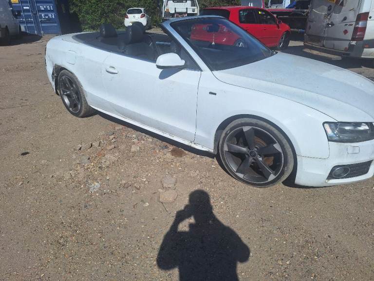 2010 Audi A5 2.0 tdi convertible. Spares or repair 
