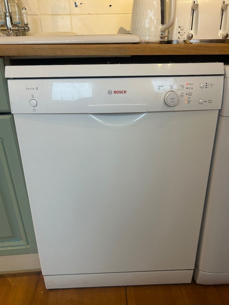 Bosch Dishwasher SMS24AW01G