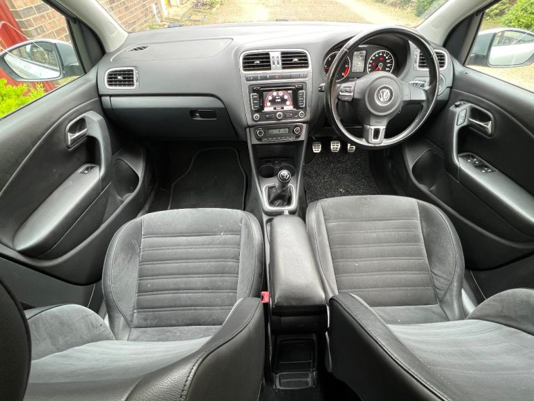 ***VW POLO 1.6 TDI 90 BHP HATCHBACK 2011***LOW MILEAGE 115K!***TAX £35.00 YEAR!***SWAP PX***