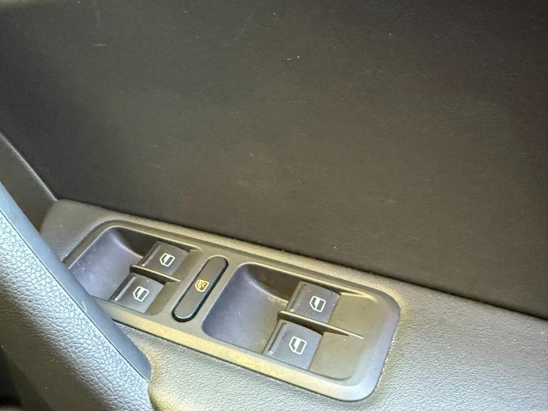 *89,000 Miles*F/S/H*Long MOT*Drives Well*