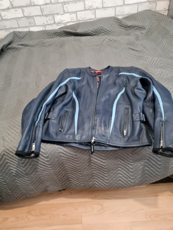 Ladies motorcycle jacket