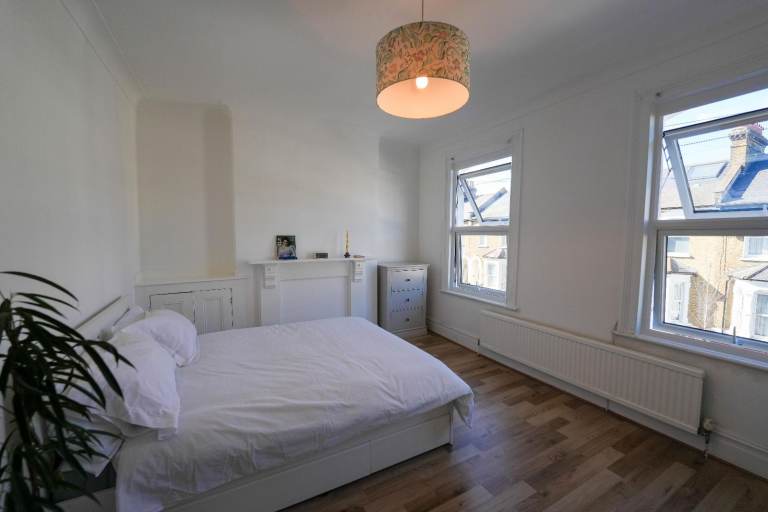 ✨ COZY DOUBLE ROOM AVAILABLE IN FINSBURY PARK 🏡