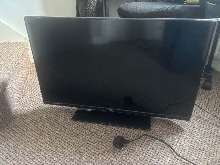 Bush 32 Inch Tv, like new 