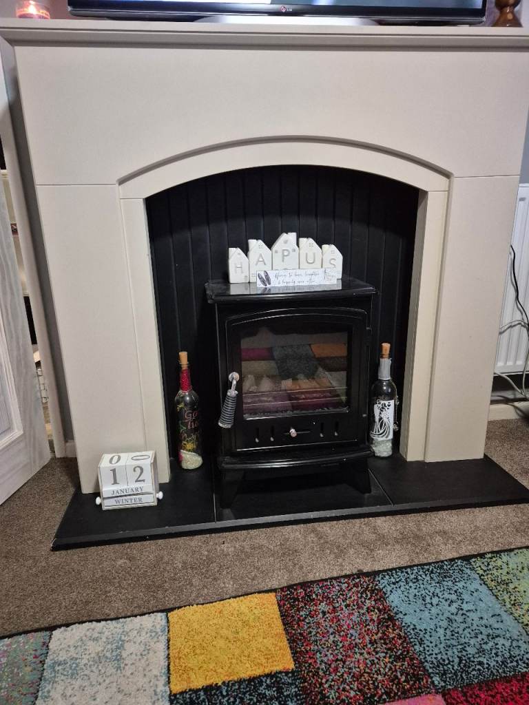 Fire Surround and Electric Log Stove