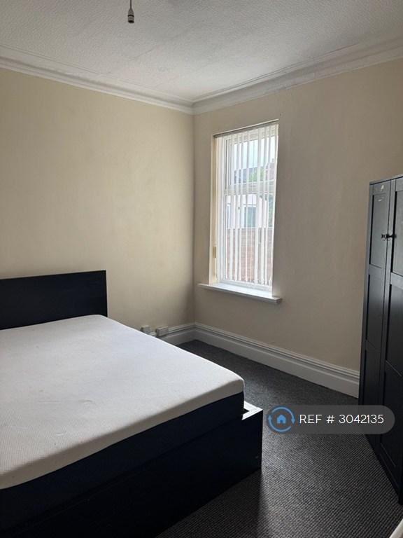 4 bedroom house in Stockport Road, Manchester, M19 (4 bed) (#3042135)