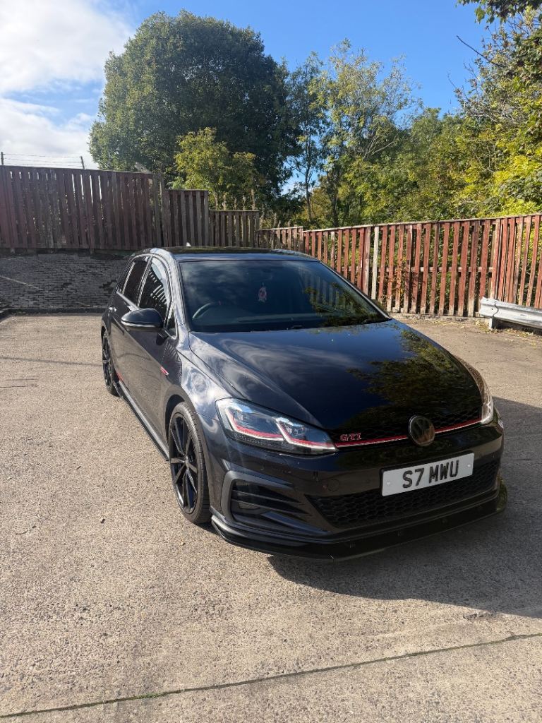 Volkswagen, GOLF, Hatchback, 2018, Semi-Auto, 1984 (cc), 5 doors