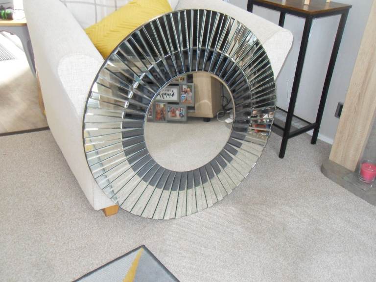 Large Stella Starburst Round Mirror 80cm Thornton-Cleveleys,