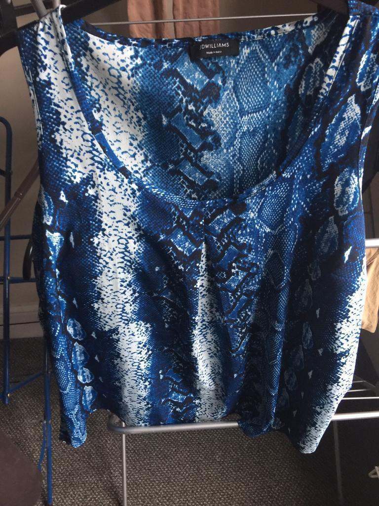 Ladies top