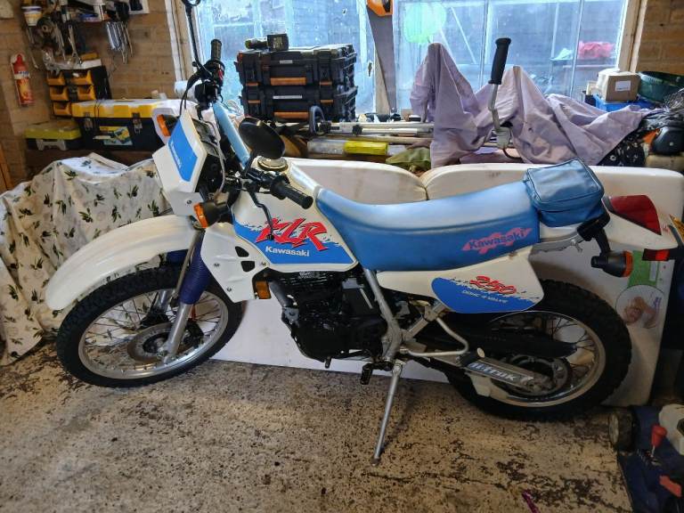 Kawasaki, 1992, 249 (cc)