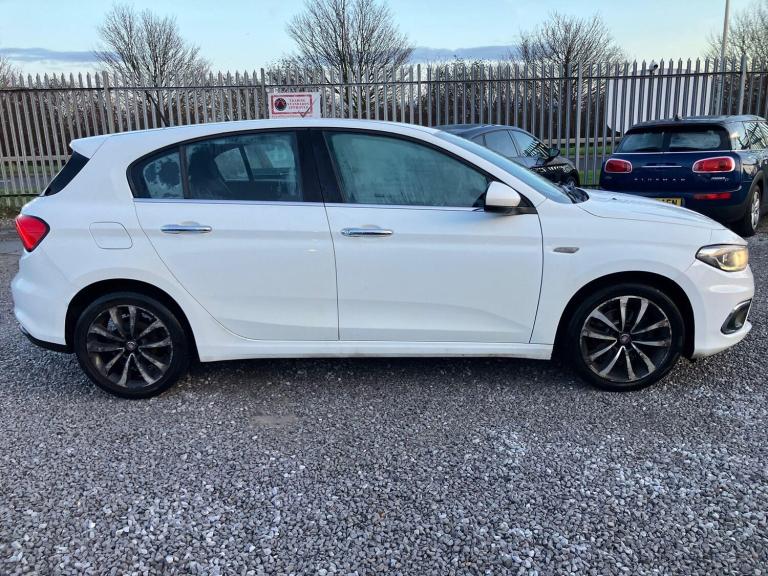 2017 Fiat Tipo 1.3 MultiJetII Lounge Euro 6 (s/s) 5dr HATCHBACK Diesel Manual