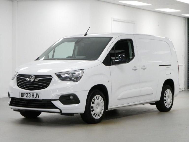 2023 VAUXHALL COMBO L2 1.5 TURBO D 100 BHP 2300 LONG PRO EDITION 6DR