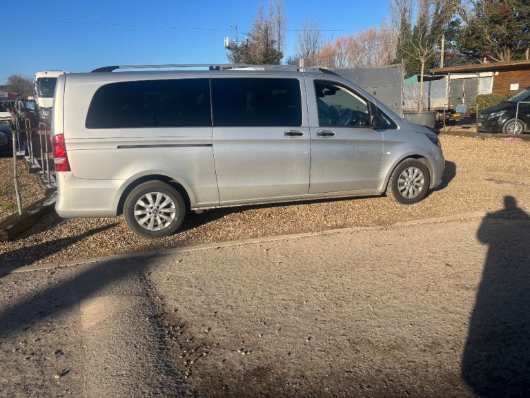 Mercedes Vito 114 9 seater automatic 