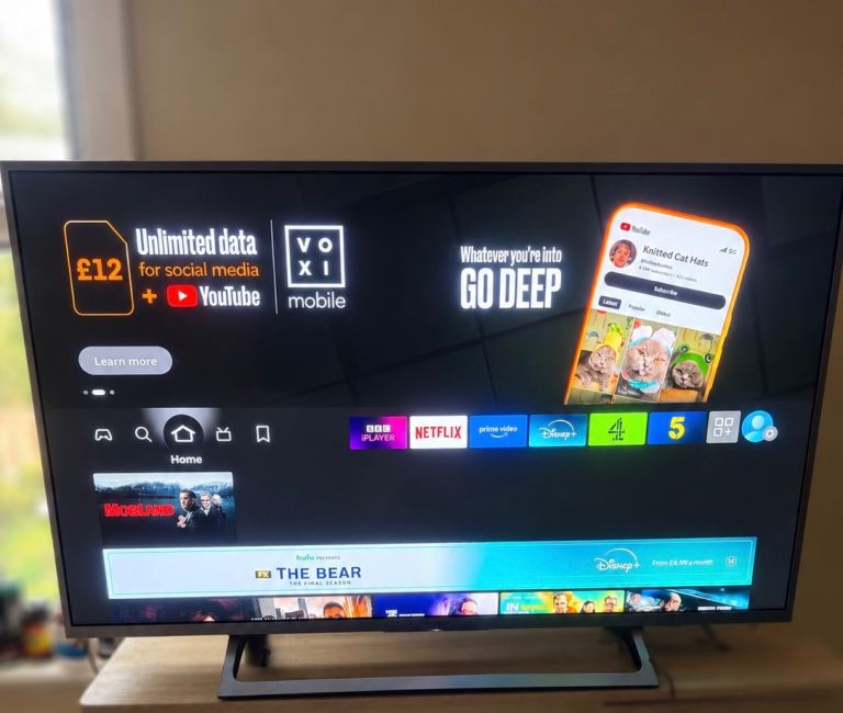 Sony smart tv 43” with remote