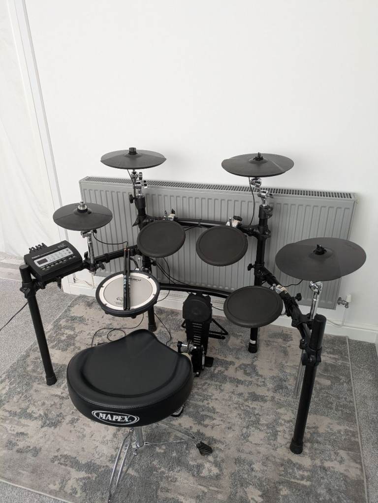 Roland electric drum kit