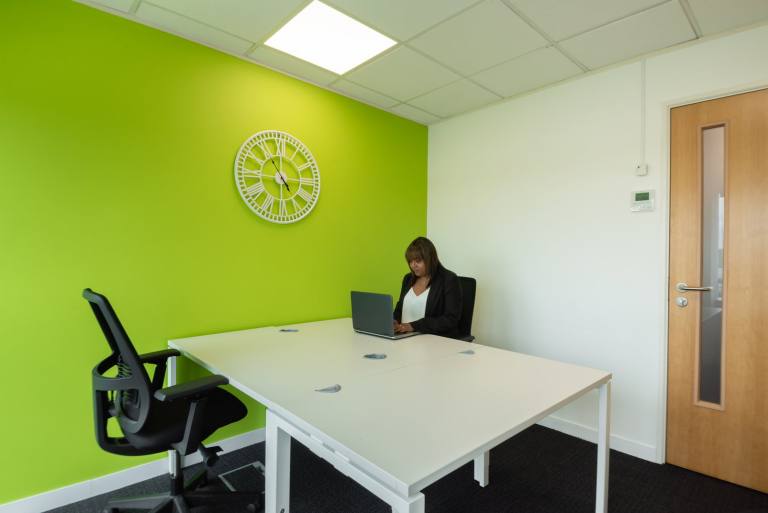 Birmingham - WS11 0EL \ Small Office Space for 1 Person