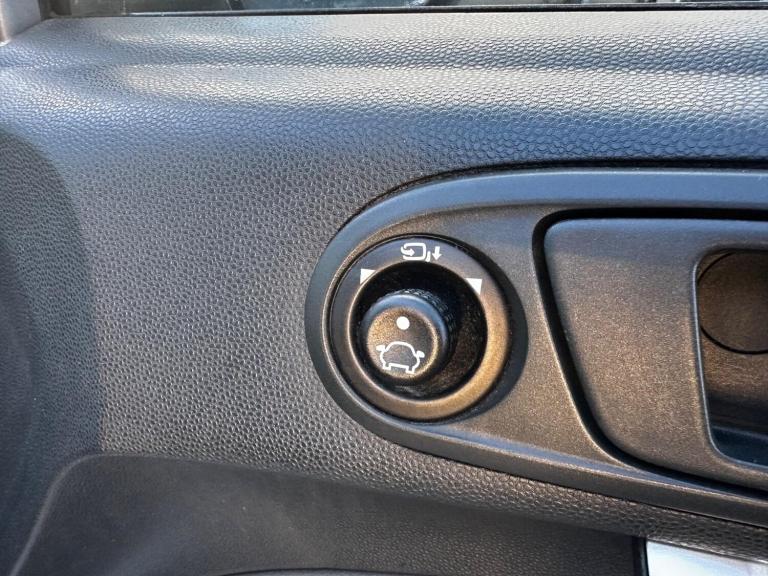 2010 Ford Fiesta 1.4 Titanium 3dr HATCHBACK PETROL Manual