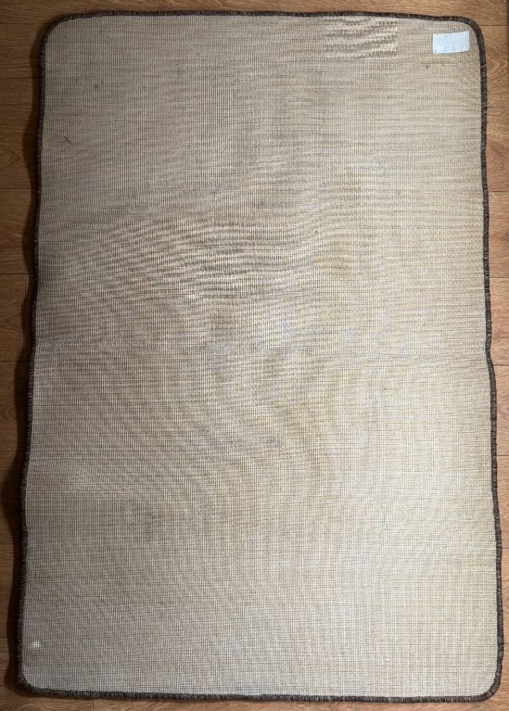 Brown rug, 100cm x 150cm, good condition, soft pile, hessian backed