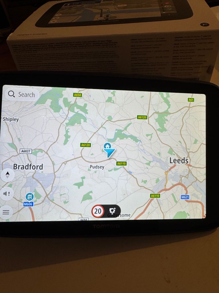TOMTOM GO Discover 7 inch display