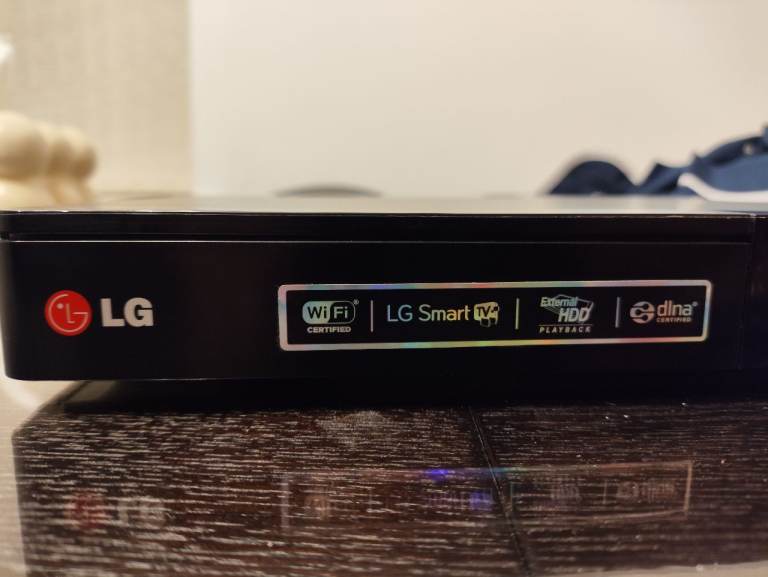 LG 3D SMART BLU-RAY DVD PLAYER 