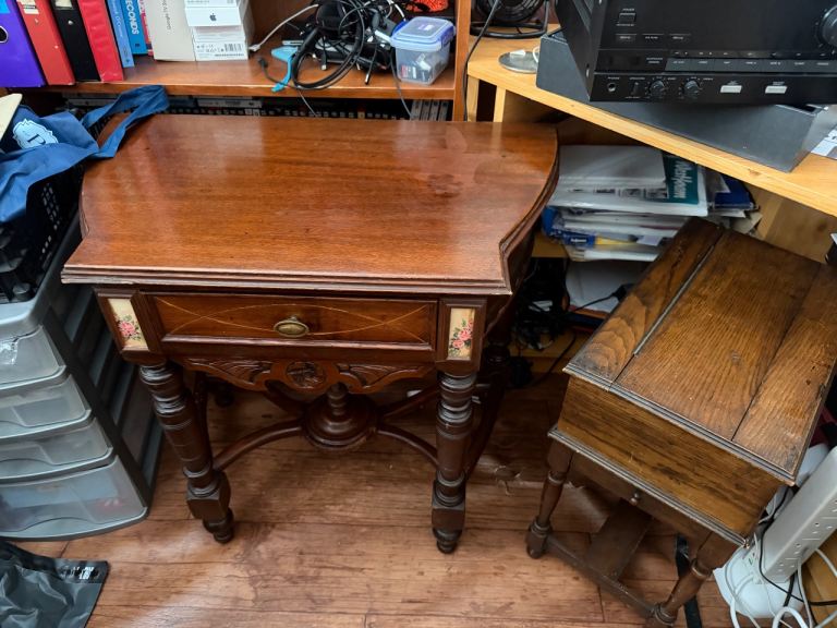 Lovely Antique Mahogany Dressing/Console Table with Drawer