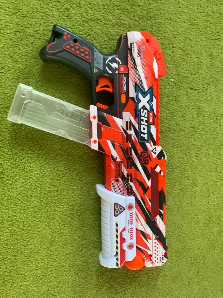 X shot gel blaster -good as new-