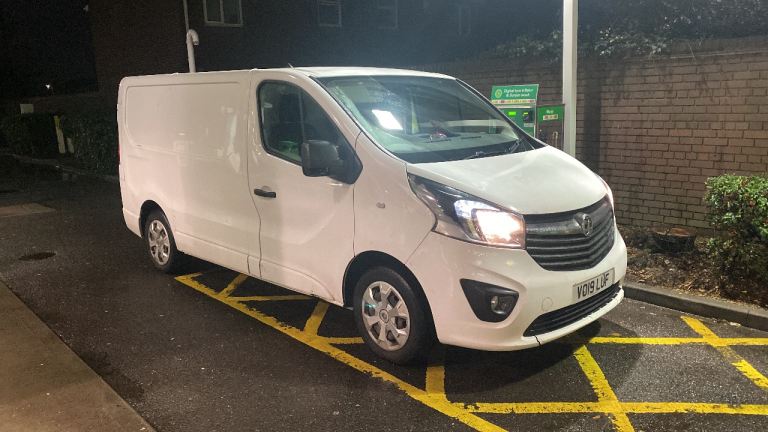 Vauxhall, VIVARO, Panel Van, 2019, Manual, 1598 (cc)