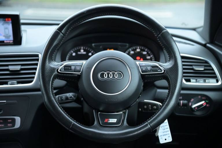 2015 Audi Q3 2.0 TDI S line Plus SUV 5dr Diesel Manual quattro Euro 6 (s/s) (184 ps) ESTATE Diese...