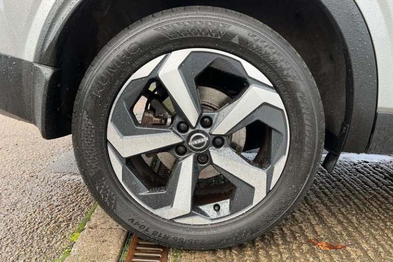 2023 Nissan Qashqai 1.3 DiG-T MH 158 N-Connecta 5dr Xtronic Semi-Auto Hatchback Petrol Manual