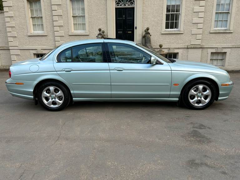 OUTSTANDING 1999 JAGUAR S-TYPE 3.0 V6 SE,SUNROOF ,53,000 MILES,FSH,12 SERVICES
