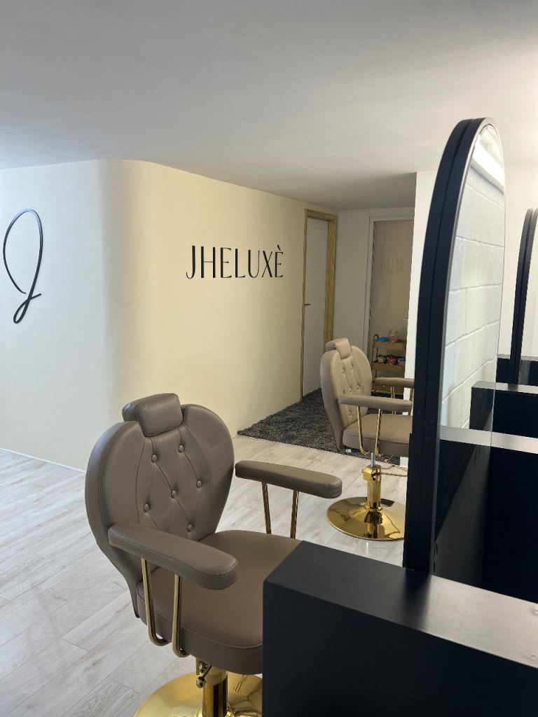 Complete Beauty Salon Studio Multi-Use for rent 