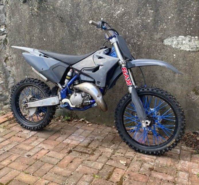 YZ 125