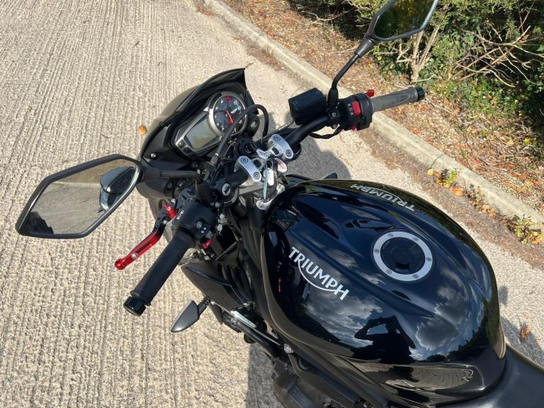 2017 17 TRIUMPH STREET TRIPLE S 765 NAKED BLACK 765S HISTORY HPI CLEAR