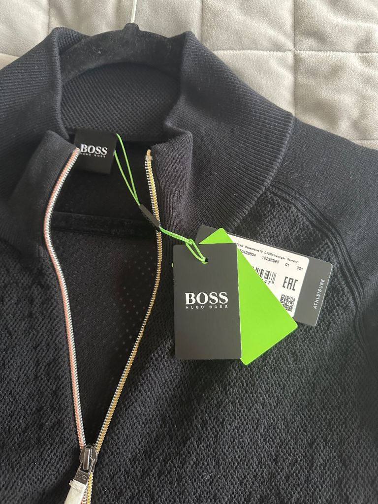 New unworn BOSS Athleisure Zeigo Black Full Zip  - Size L