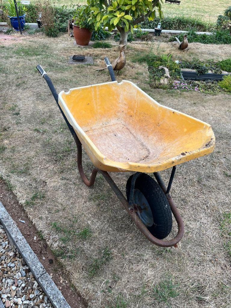 Free wheelbarrow 