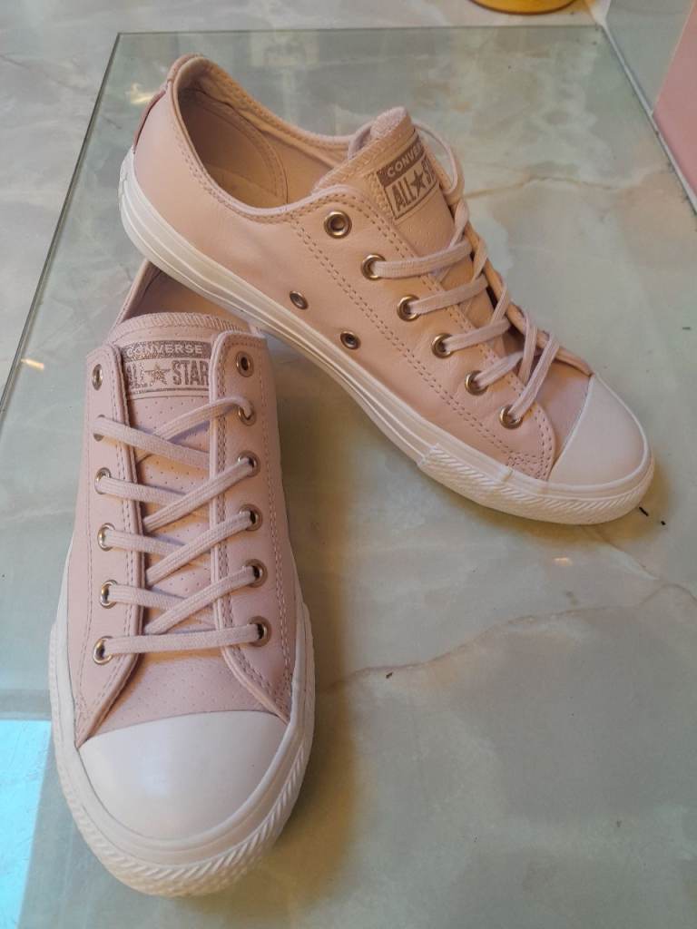Pink converse pumps