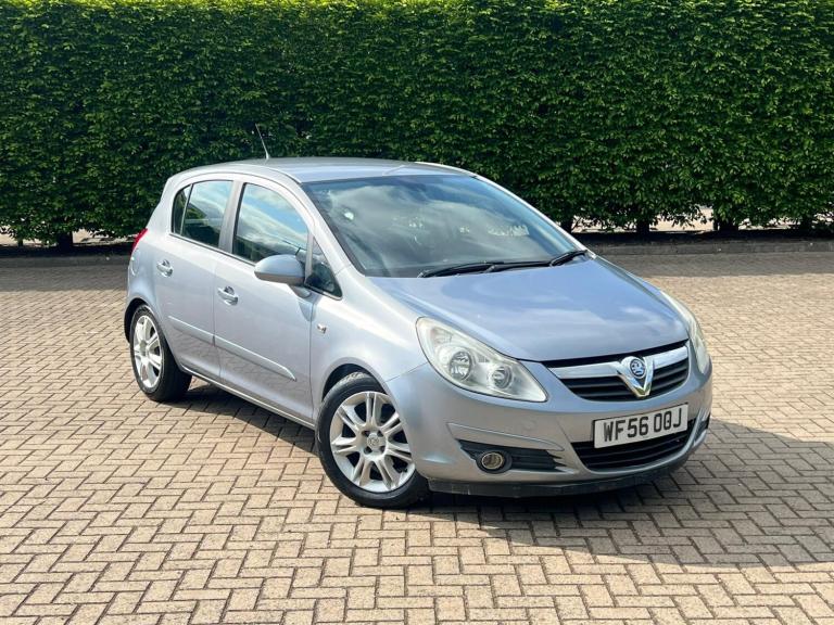 2006 Vauxhall Corsa DESIGN 16V 5-Door Petrol