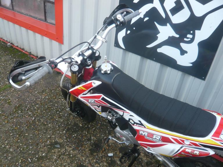 M2R 140 SUPERMOTO OFF ROAD PIT BIKE KIDS MX DIRT TRACK RACE SPORTS R STOMP 125 S